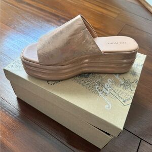 Free People Harbor Flatform Sandals.